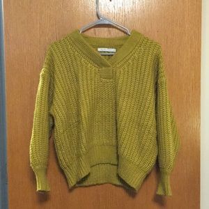 EUC Sweater knitwear